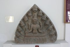 25-Cham sculpture